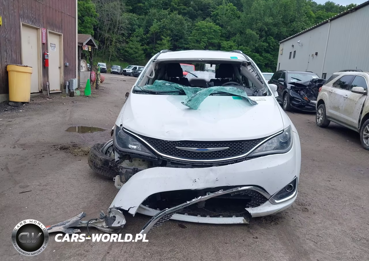 2018 Chrysler Pacifica Touring L VIN:2C4RC1BG4JR127503 - 12