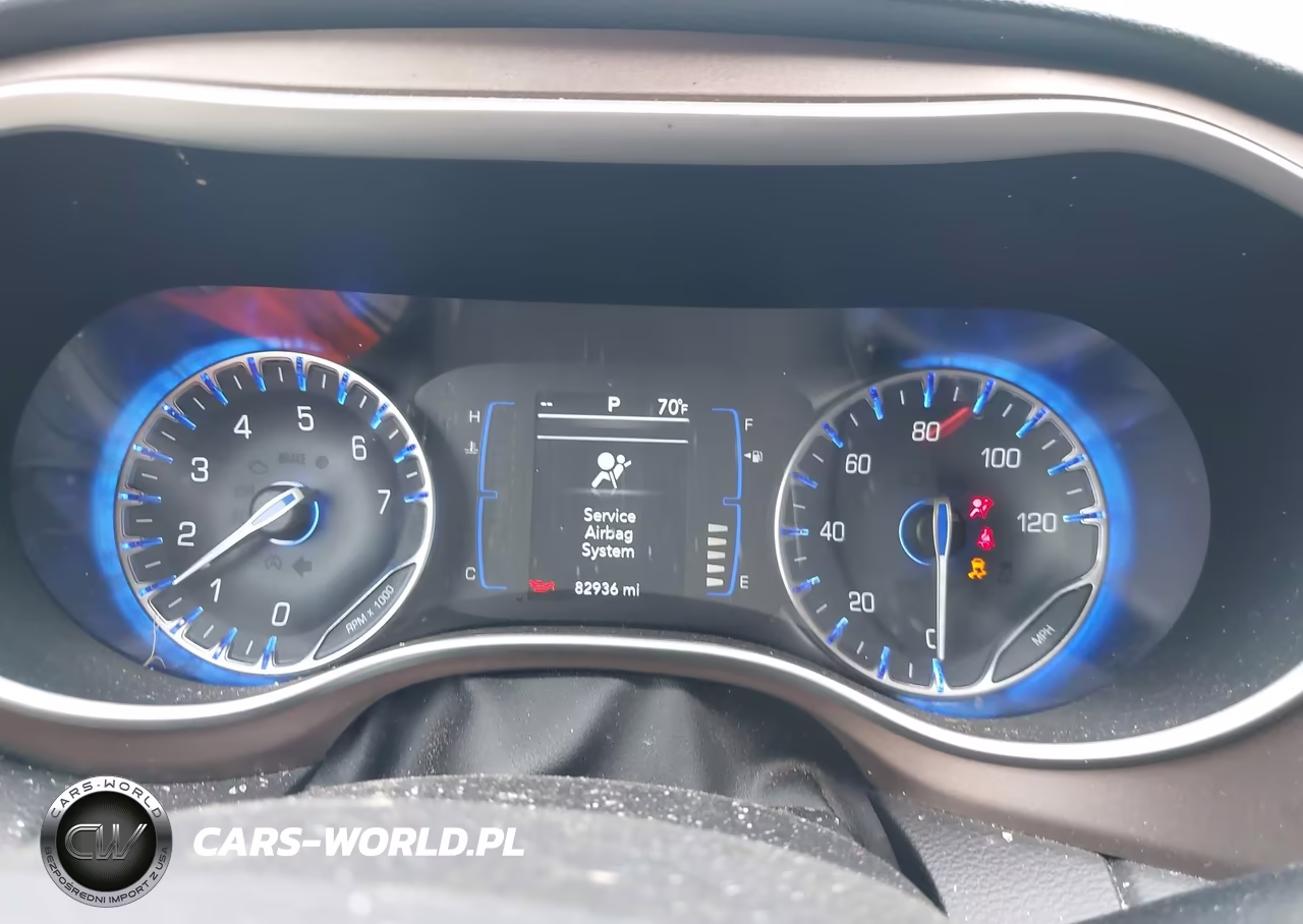 2018 Chrysler Pacifica Touring L VIN:2C4RC1BG4JR127503 - 7