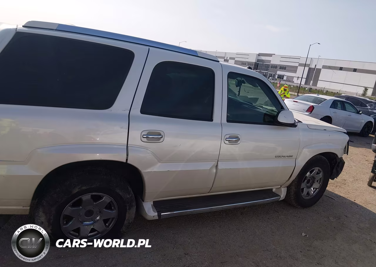 2005 Cadillac Escalade Standard VIN:1GYEC63T95R152488 - 12