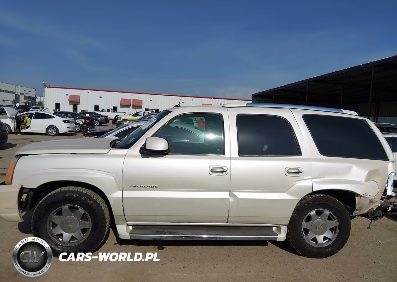 2005 Cadillac Escalade Standard VIN:1GYEC63T95R152488 - 13