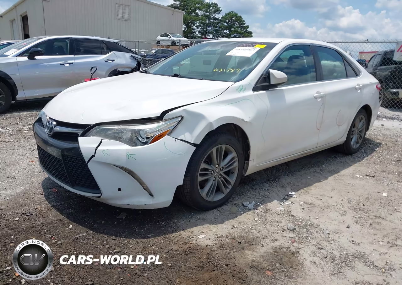 2015 Toyota Camry Se VIN:4T1BF1FKXFU031789 - 6