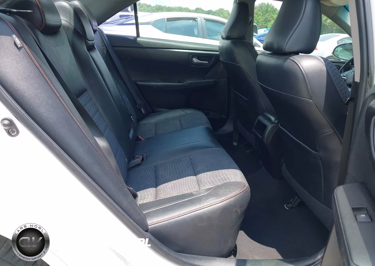 2015 Toyota Camry Se VIN:4T1BF1FKXFU031789 - 8