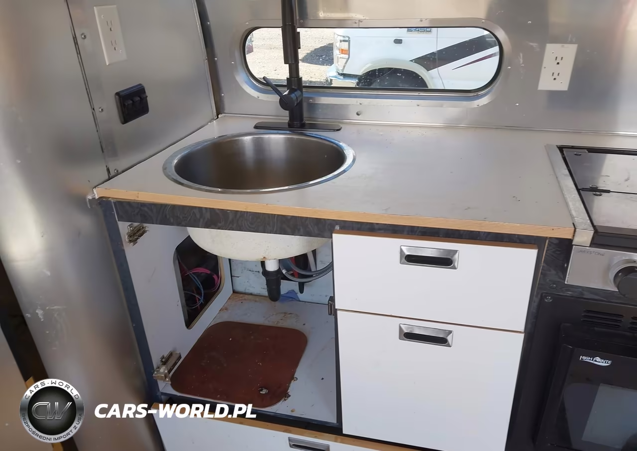 2006 Airstream Other VIN:1STBFAF2X6J518868 - 15