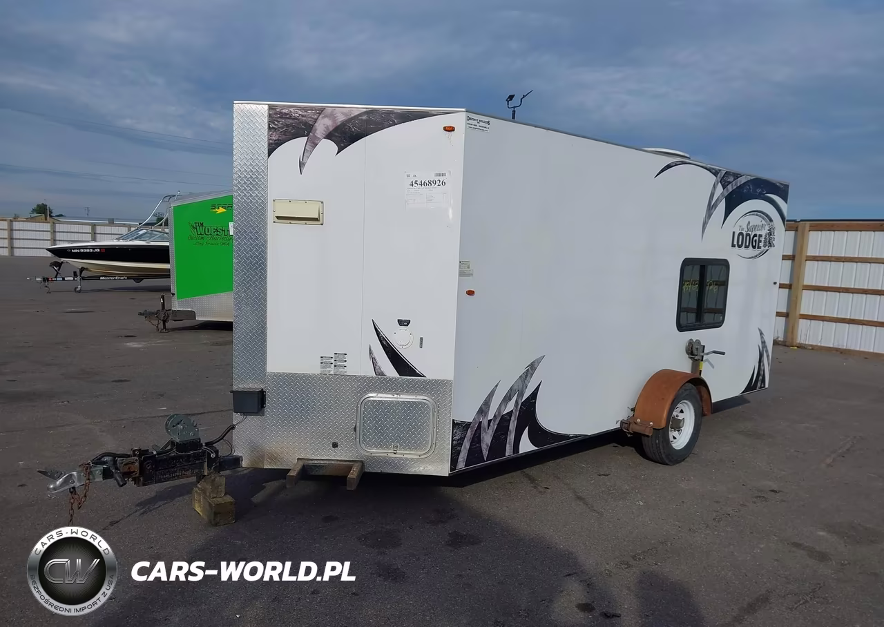 2010 Arctic Lodge Four Season Superior 16 Fish House Toy Hauler VIN:1D9BL1615AB537570 - 2