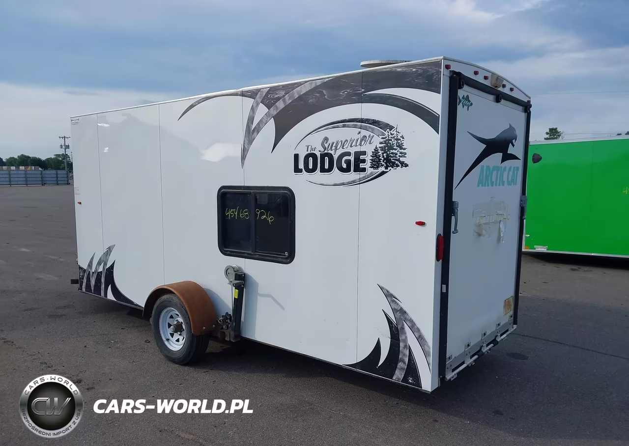 2010 Arctic Lodge Four Season Superior 16 Fish House Toy Hauler VIN:1D9BL1615AB537570 - 3