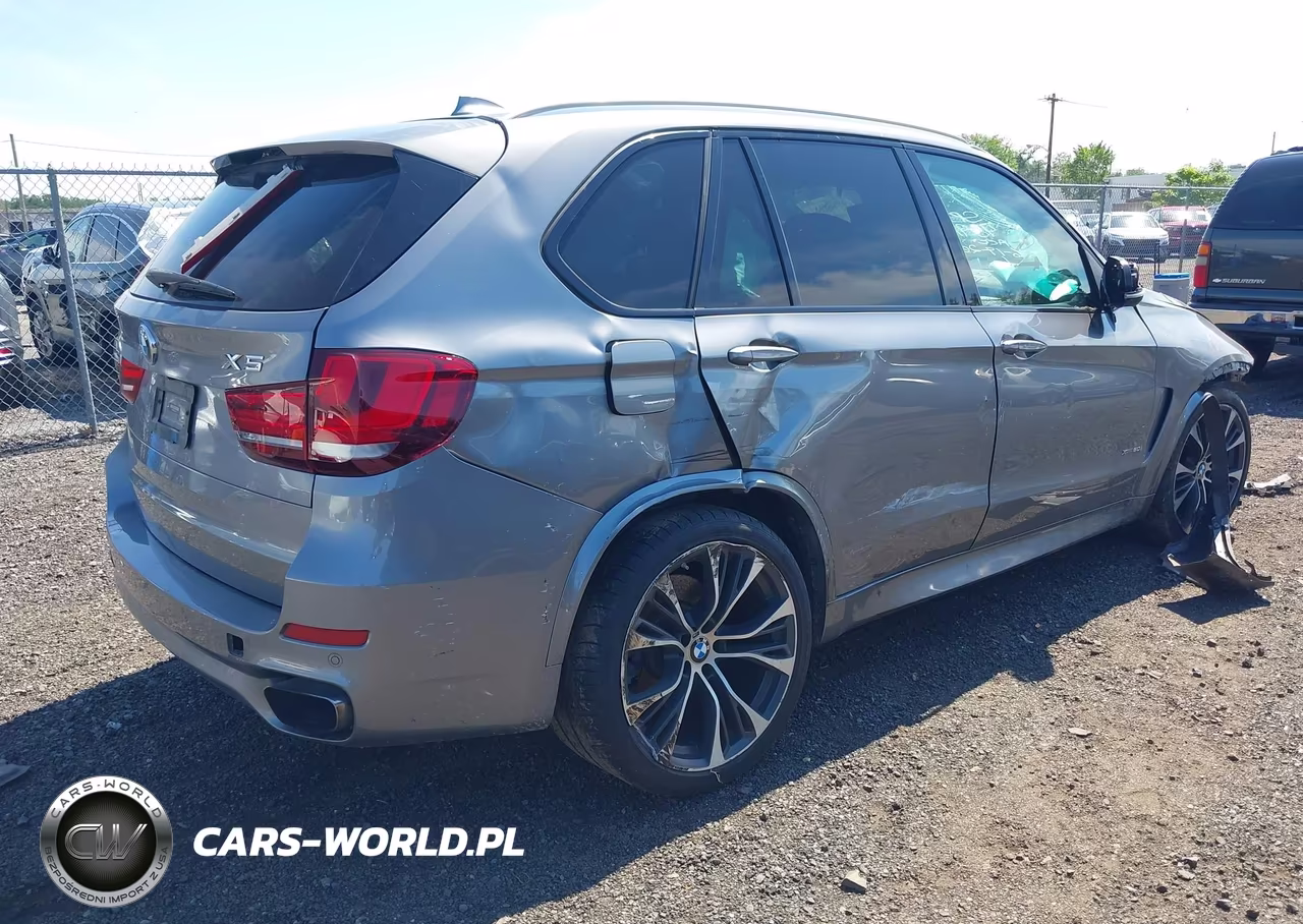 2018 BMW X5 xDrive50I VIN:5UXKR6C58J0U15107 - 4