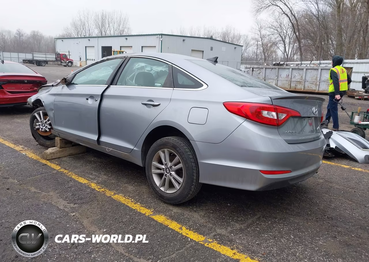 2016 Hyundai Sonata Eco VIN:5NPE24AA9GH335124 - 3