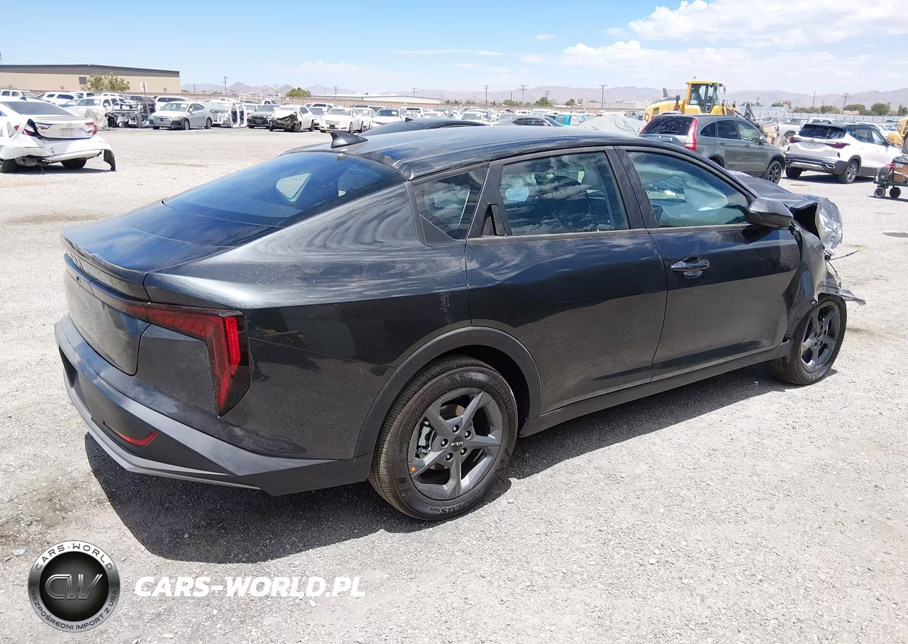 2026 Kia K4 Lxs VIN:3KPFT4DE7TE354835 - 4