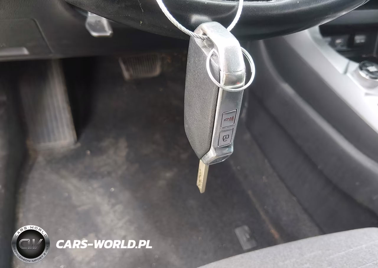 2021 Kia Seltos S VIN:KNDEU2AA9M7060109 - 11
