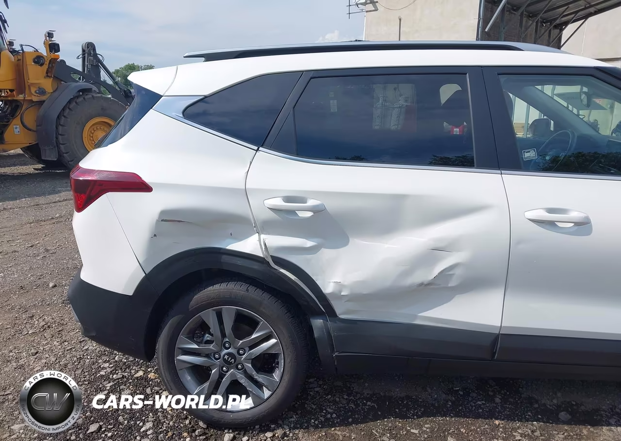 2021 Kia Seltos S VIN:KNDEU2AA9M7060109 - 6