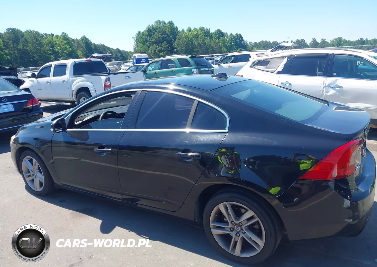 2015 Volvo S60 T5 Premier VIN:YV1612TB0F1304085 - 14