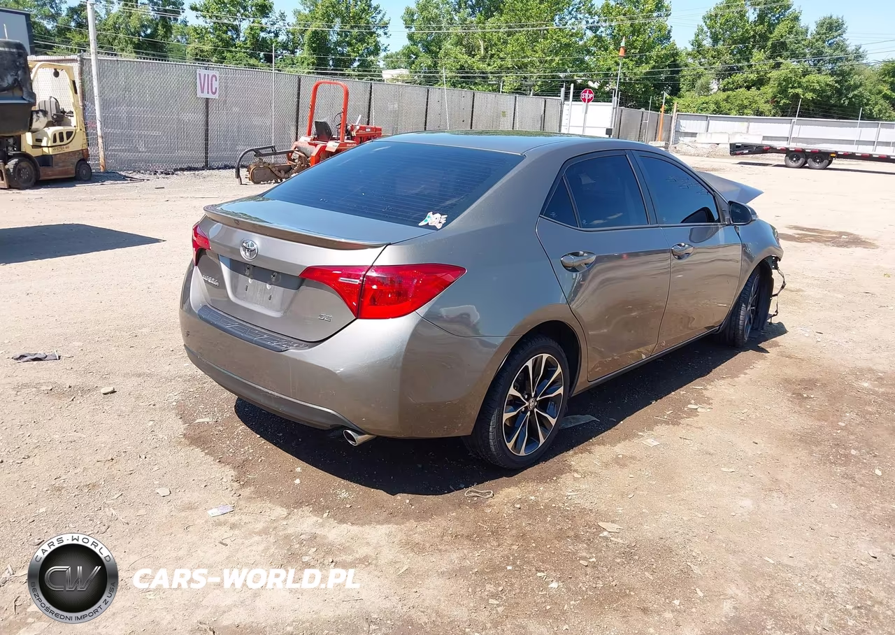 2019 Toyota Corolla Se VIN:2T1BURHE2KC171584 - 4