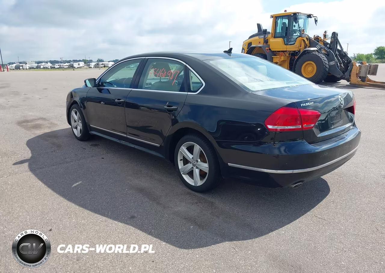 2013 Volkswagen Passat 2.0L Tdi Se VIN:1VWBN7A3XDC119736 - 3