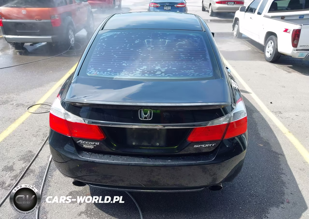2015 Honda Accord Sport VIN:1HGCR2F50FA007780 - 16