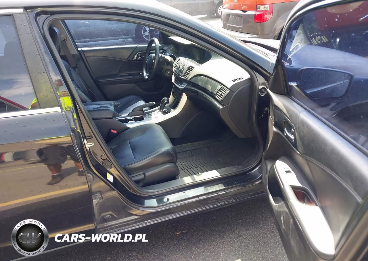 2015 Honda Accord Sport VIN:1HGCR2F50FA007780 - 5