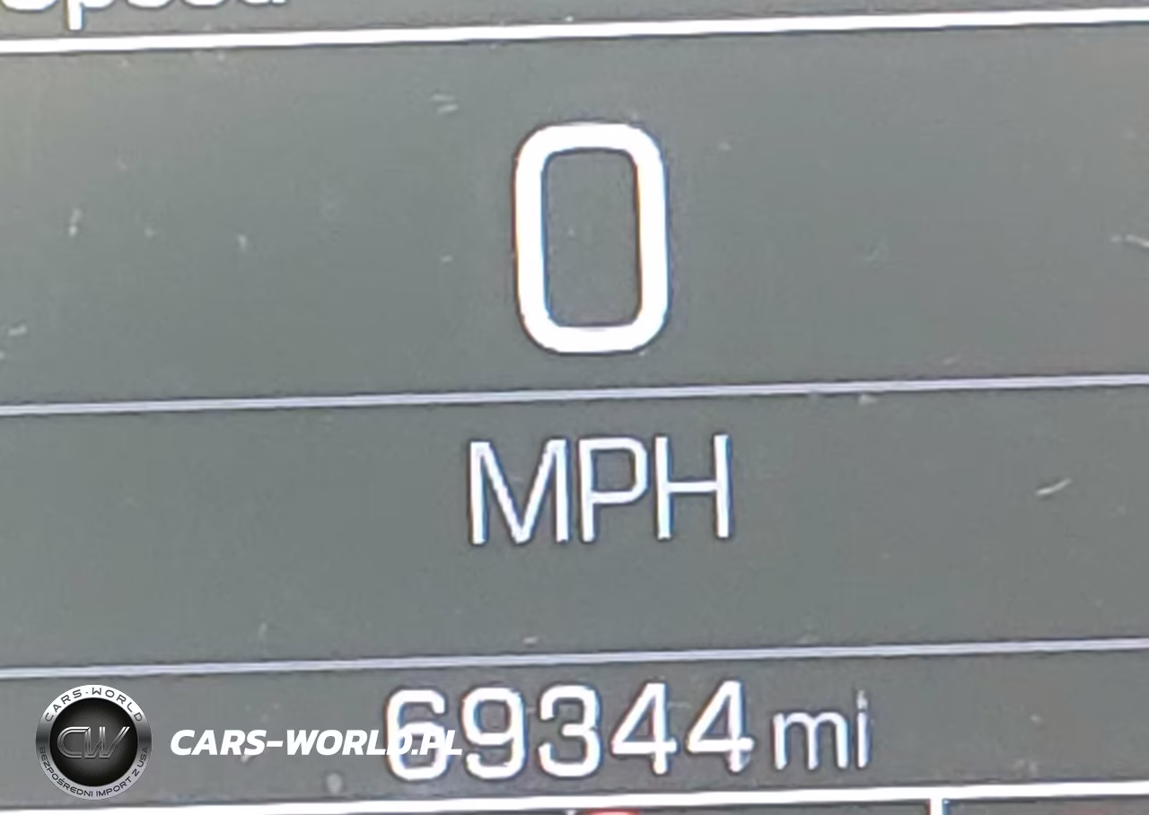 2018 Chevrolet Tahoe Ls VIN:1GNSKAEC6JR368411 - 16