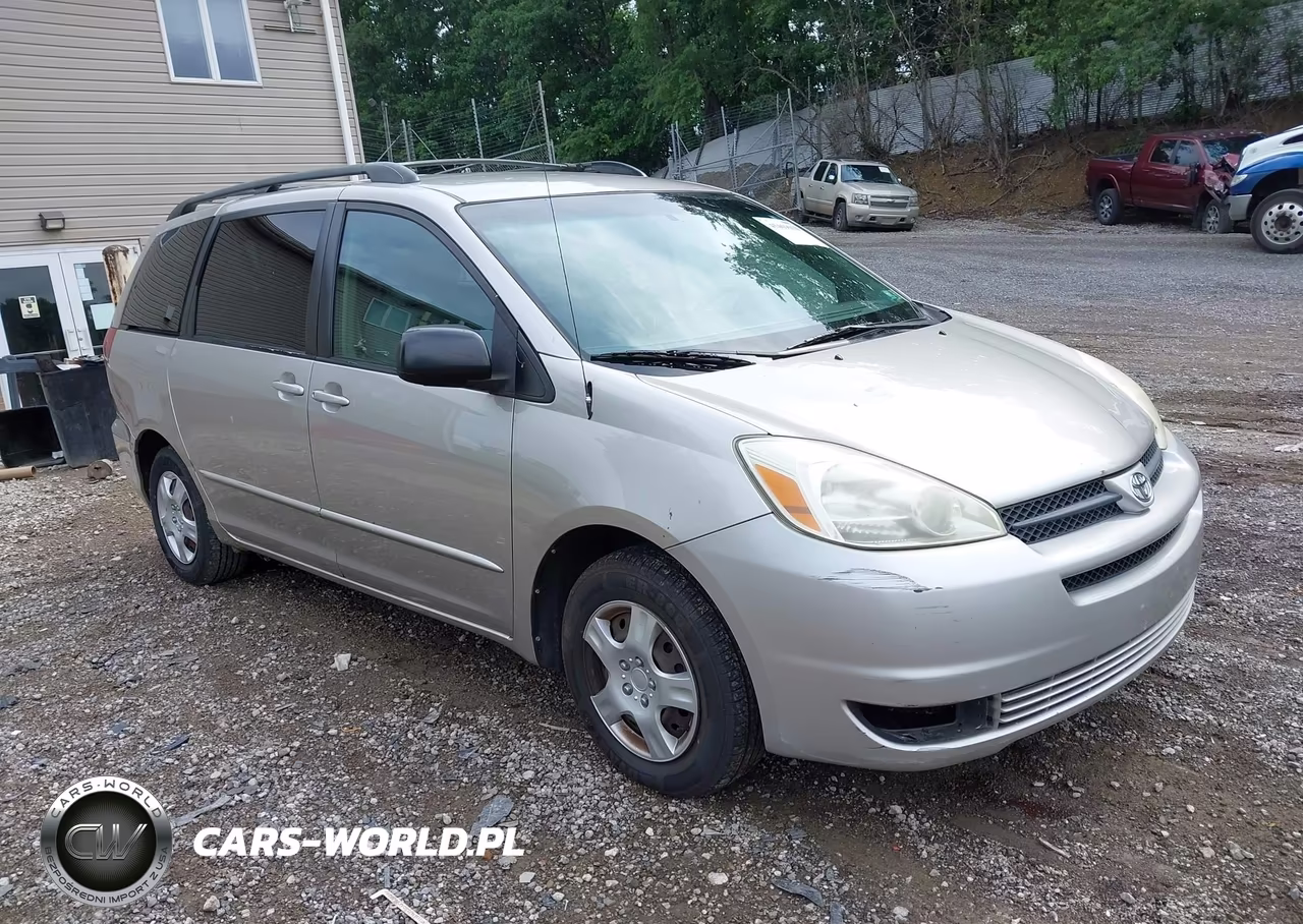 2004 Toyota Sienna Le – zdjęcie 1 z 11