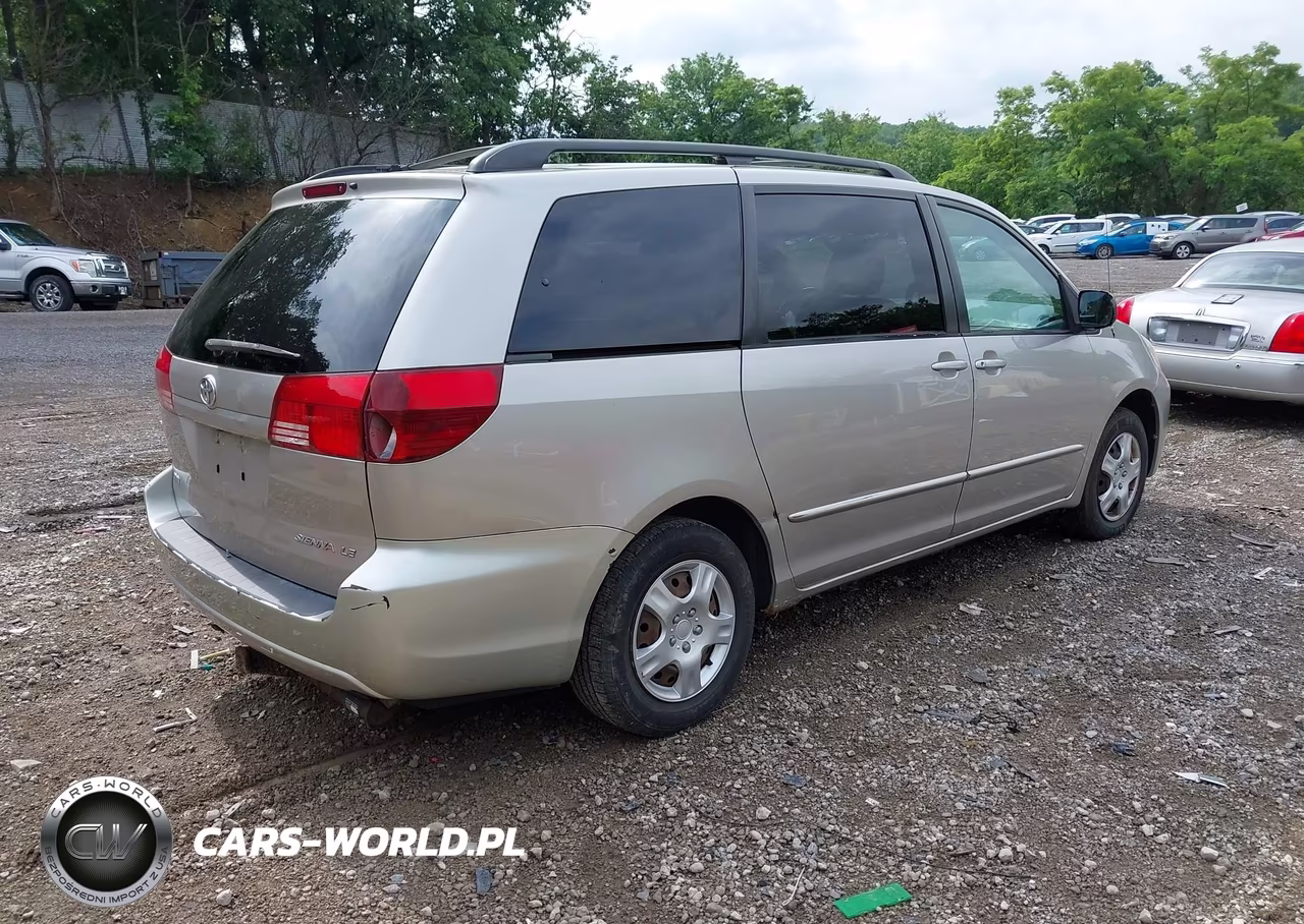 2004 Toyota Sienna Le VIN:5TDZA23C44S220525 - 4