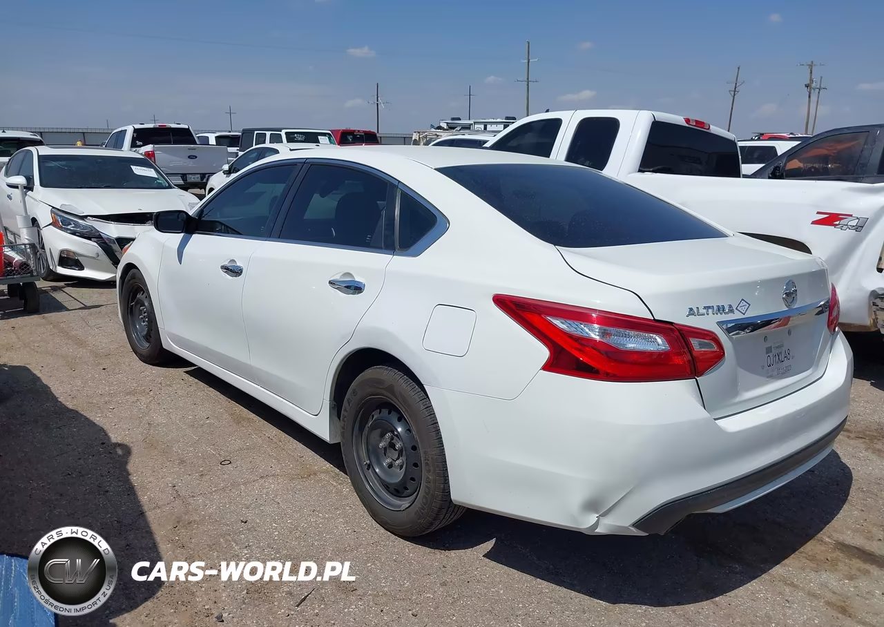 2017 Nissan Altima 2.5 S VIN:1N4AL3AP3HN364460 - 3