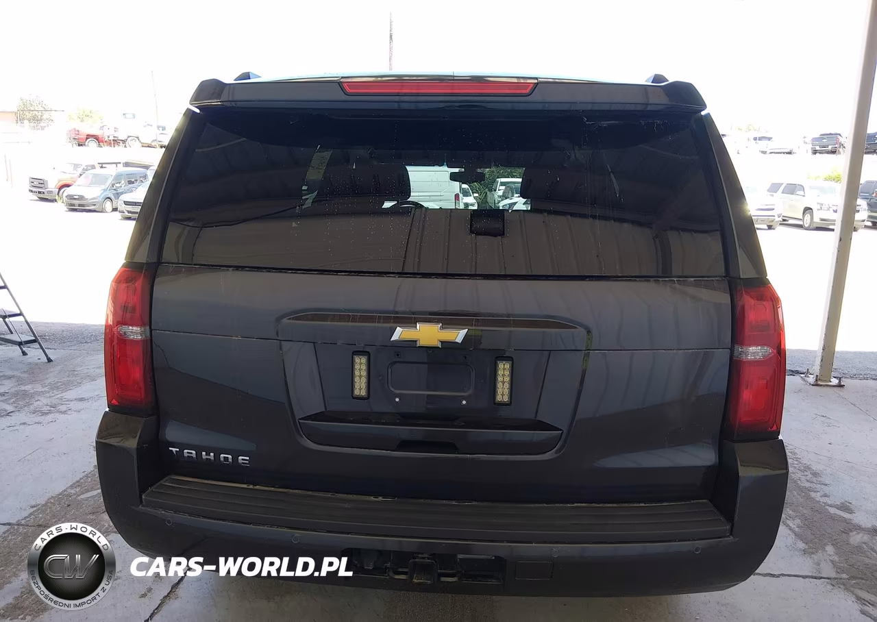 2018 Chevrolet Tahoe Ls VIN:1GNSKAEC1JR326910 - 16