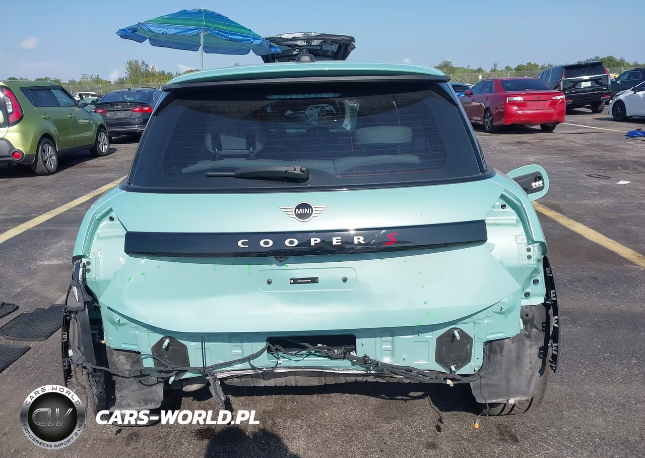 2025 Mini Hardtop Cooper S VIN:WMW23GD02S2W13681 - 17