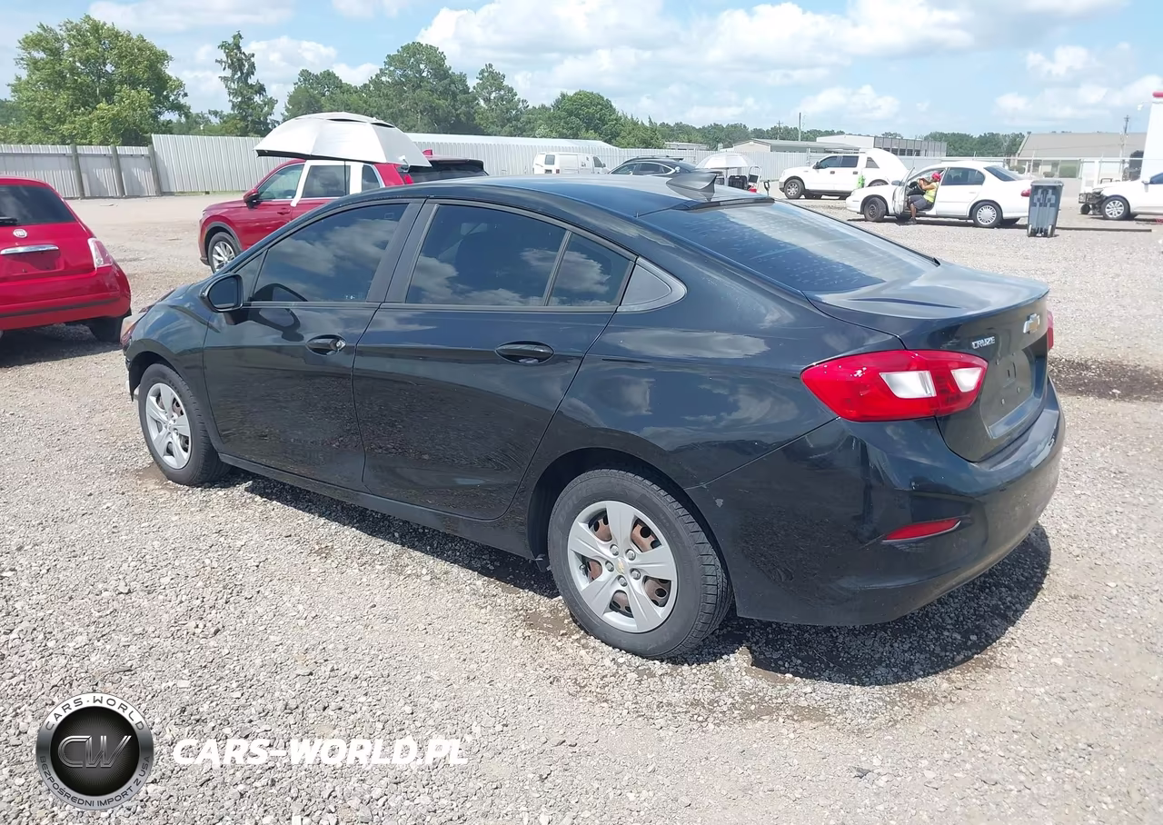2016 Chevrolet Cruze Ls Auto VIN:1G1BC5SM2G7325983 - 3