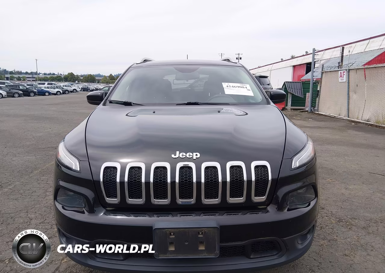 2018 Jeep Cherokee Latitude 4X4 VIN:1C4PJMCB5JD535352 - 12