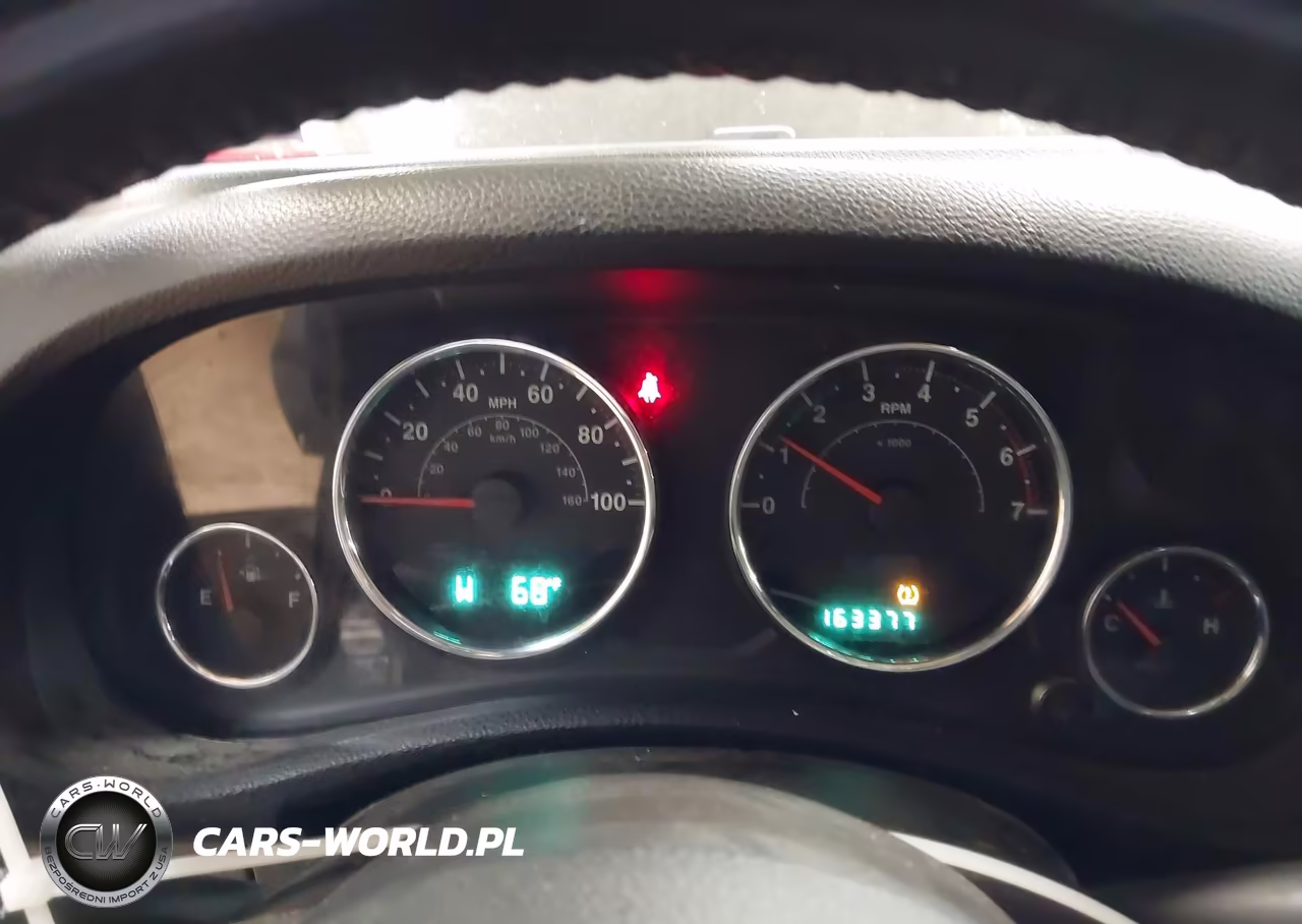 2011 Jeep Wrangler Unlimited Sport VIN:1J4BA3H1XBL627546 - 7