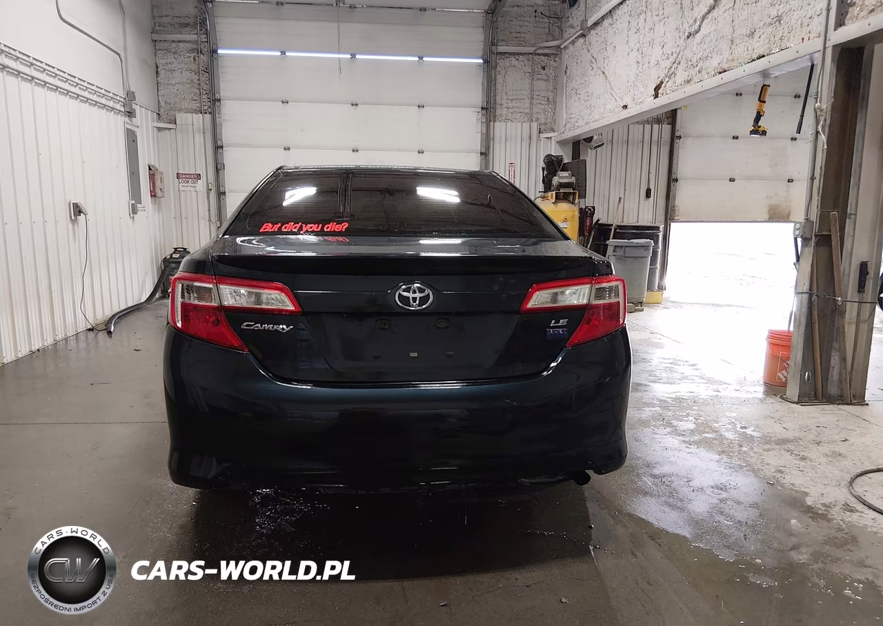 2014 Toyota Camry Le VIN:4T1BF1FK4EU372104 - 17