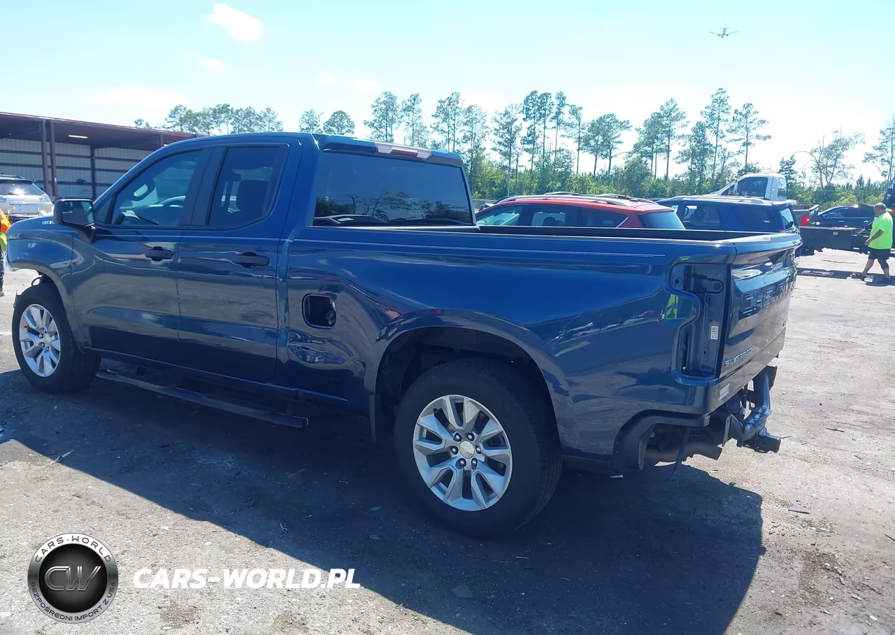 2019 Chevrolet Silverado 1500 Custom VIN:1GCRWBEF2KZ373313 - 3
