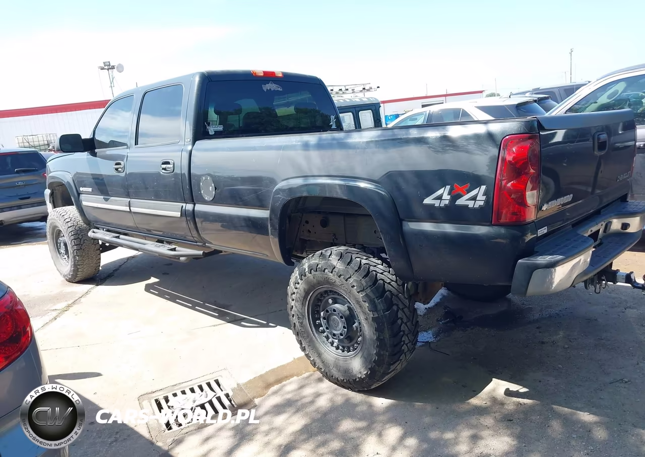 2003 Chevrolet Silverado 2500Hd Lt VIN:1GCHK23G93F221311 - 3