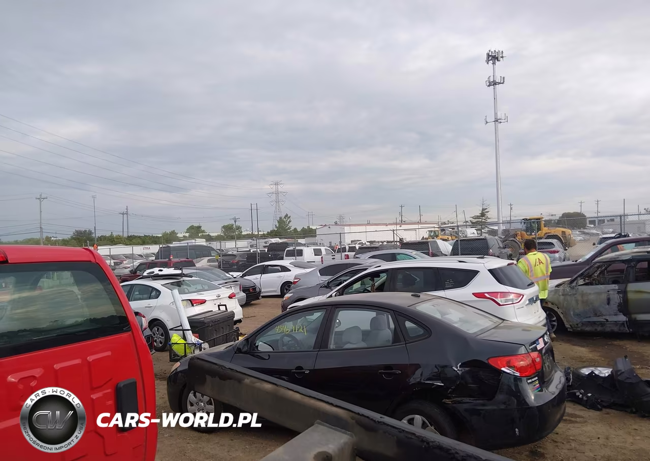 2008 Hyundai Elantra Gls-Se VIN:KMHDU46D68U440392 - 13