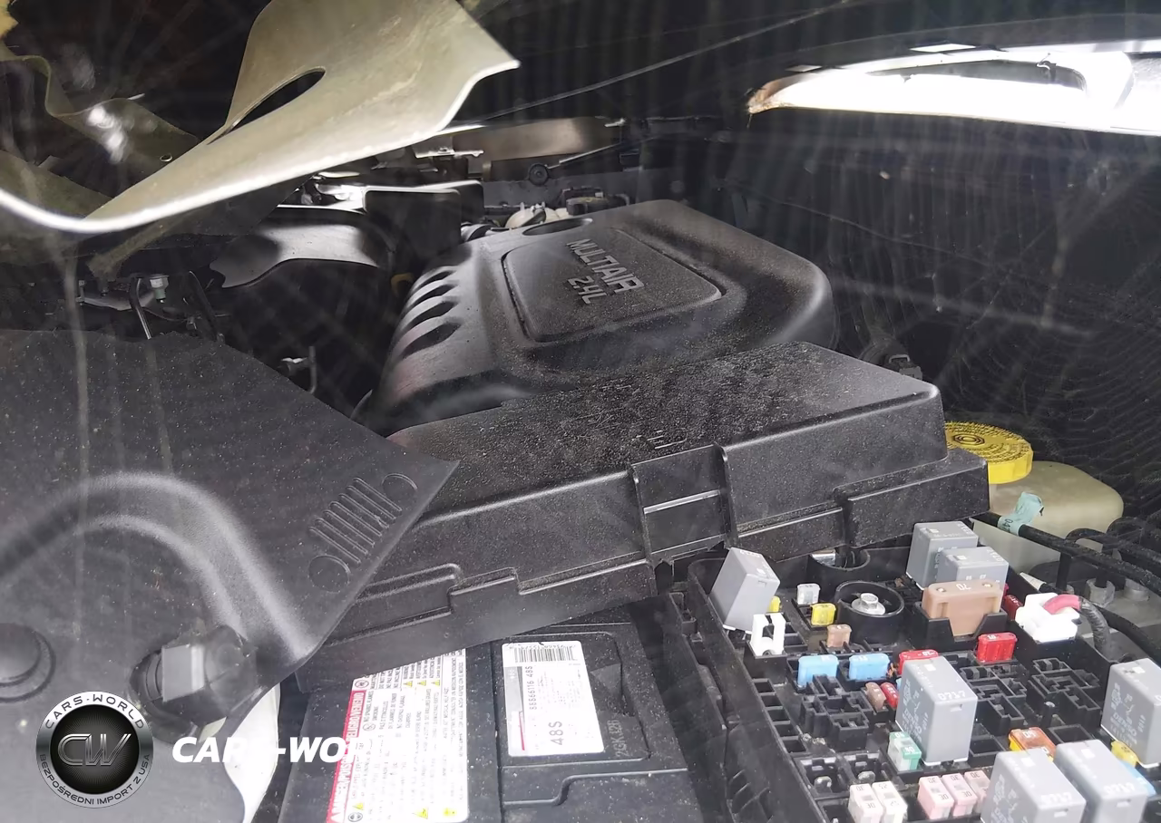 2015 Jeep Cherokee Latitude VIN:1C4PJLCB8FW507874 - 10
