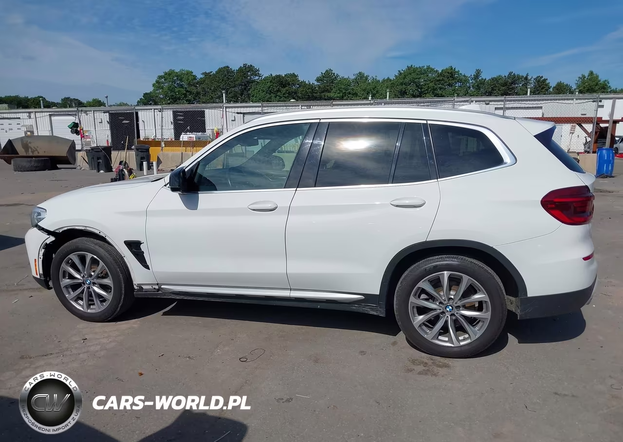 2018 BMW X3 xDrive30I VIN:5UXTR9C57JLD72662 - 15