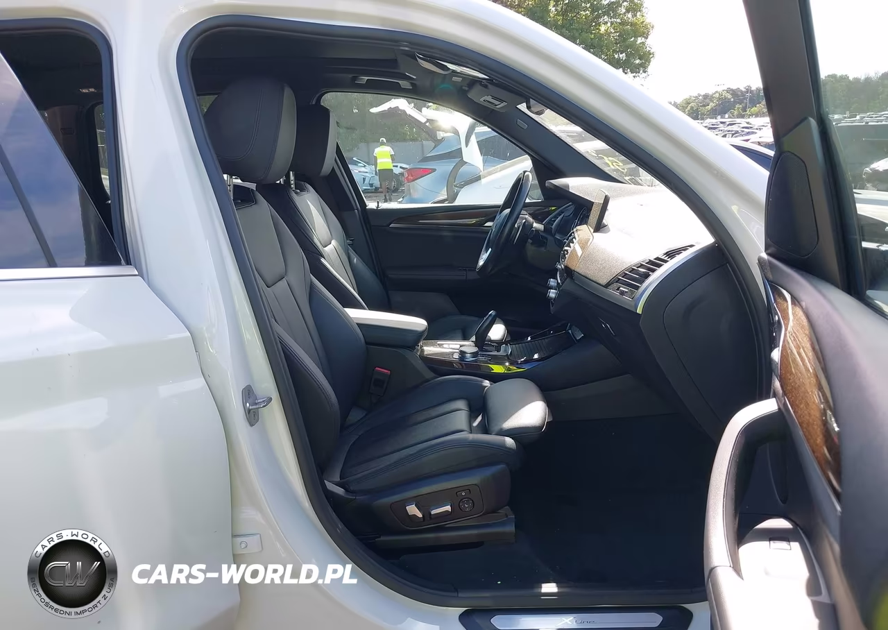 2018 BMW X3 xDrive30I VIN:5UXTR9C57JLD72662 - 5