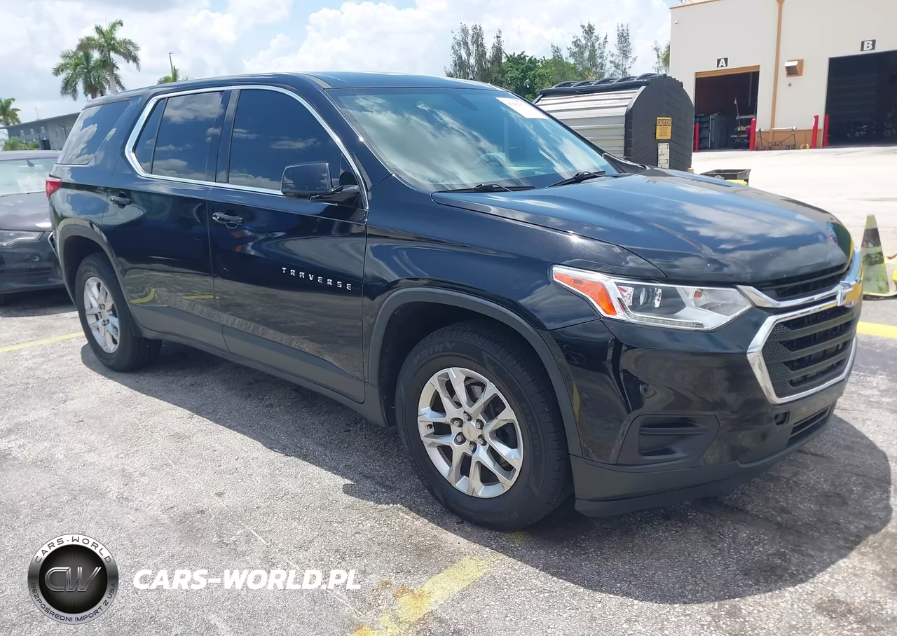 2018 Chevrolet Traverse Ls – zdjęcie 1 z 16