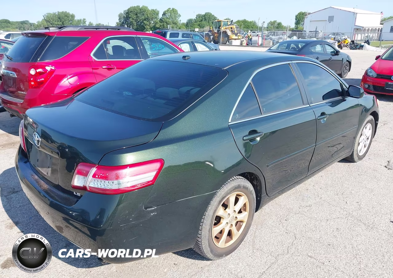 2011 Toyota Camry Le VIN:4T4BF3EKXBR092315 - 4