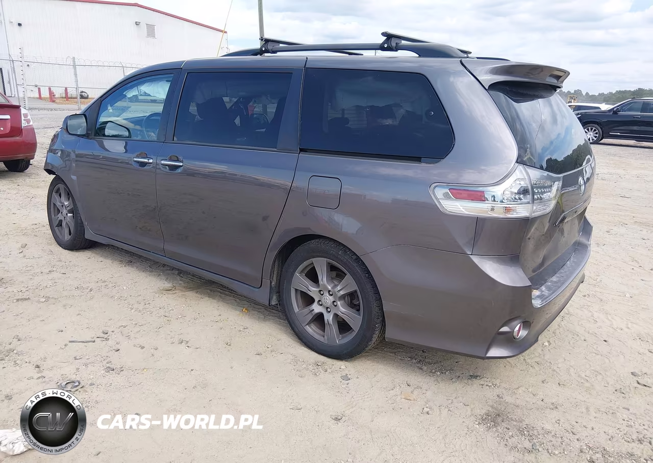 2017 Toyota Sienna Se Premium 8 Passenger VIN:5TDXZ3DC1HS857866 - 3