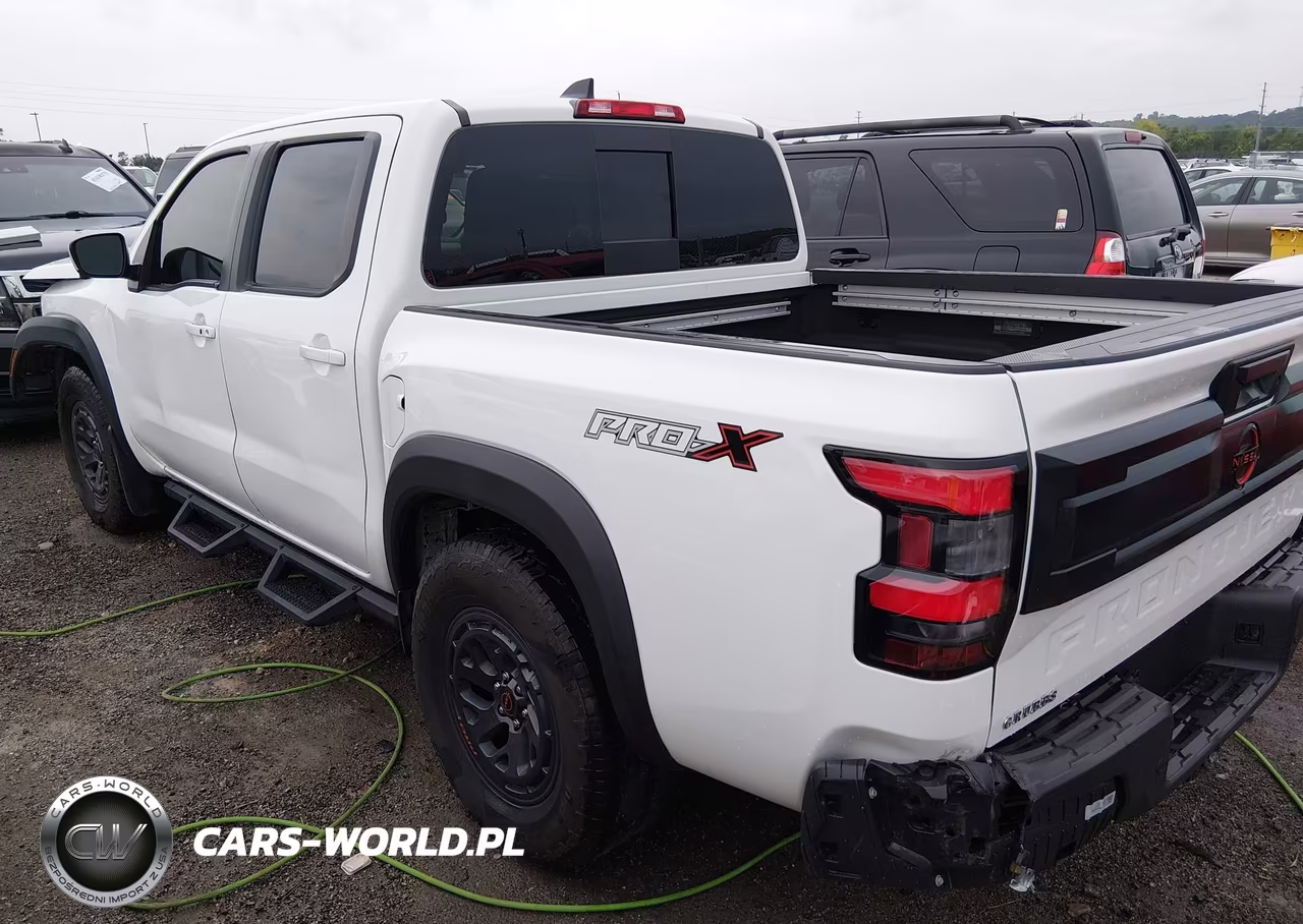 2025 Nissan Frontier Pro-X 4X2 VIN:1N6ED1EJ9SN623251 - 3