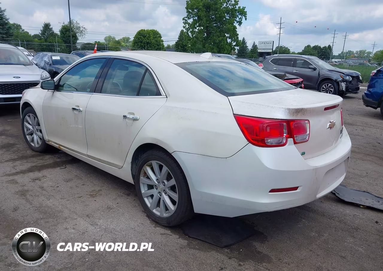 2014 Chevrolet Malibu 2Lt VIN:1G11E5SL0EU147065 - 3