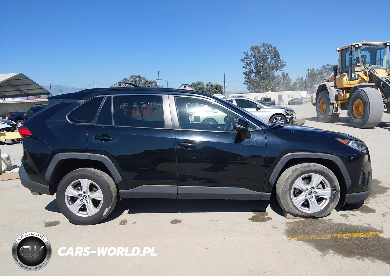 2019 Toyota Rav4 Xle VIN:JTMW1RFV3KD026053 - 14