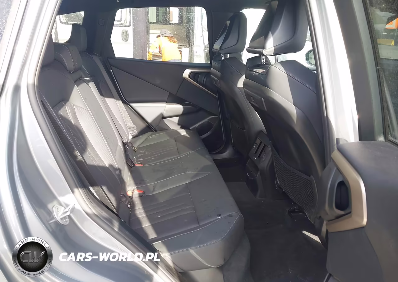 2025 BMW X3 30 xDrive VIN:5UX53GP09S9114944 - 8