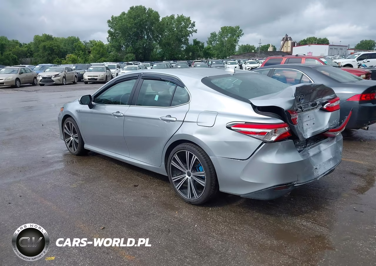 2020 Toyota Camry Le Hybrid VIN:4T1L31AK4LU521709 - 3