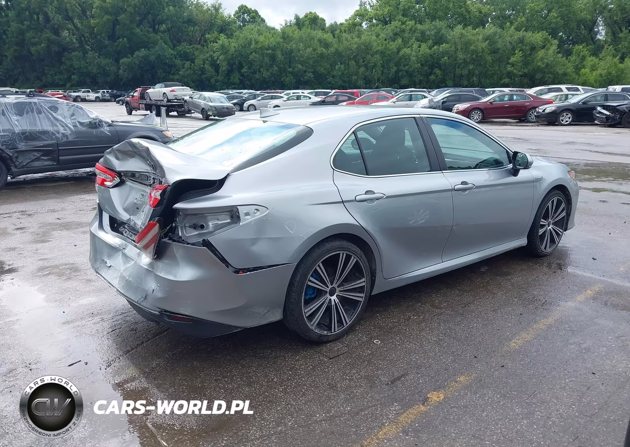 2020 Toyota Camry Le Hybrid VIN:4T1L31AK4LU521709 - 4
