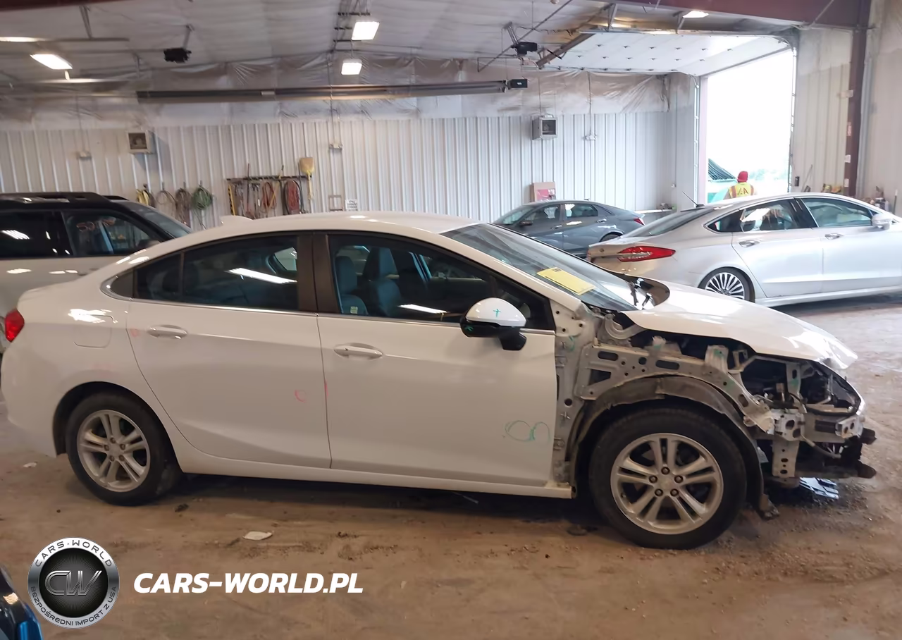 2018 CHEVROLET CRUZE LT VIN:1G1BE5SM0J7180749 - 13