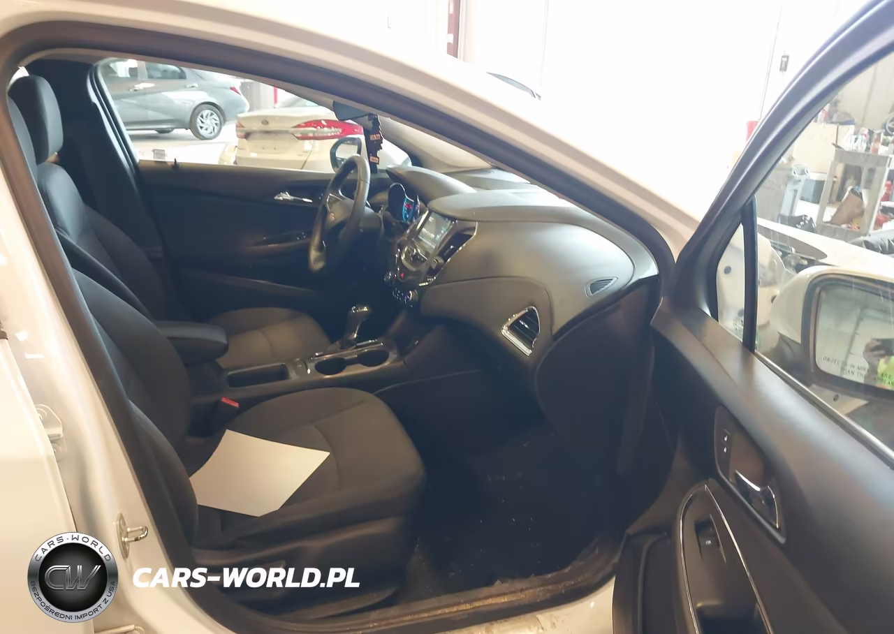 2018 CHEVROLET CRUZE LT VIN:1G1BE5SM0J7180749 - 5