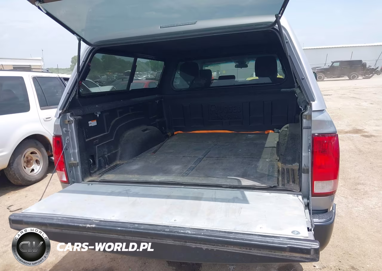 2022 Ram 1500 Classic VIN:1C6RR6FG6NS149343 - 18