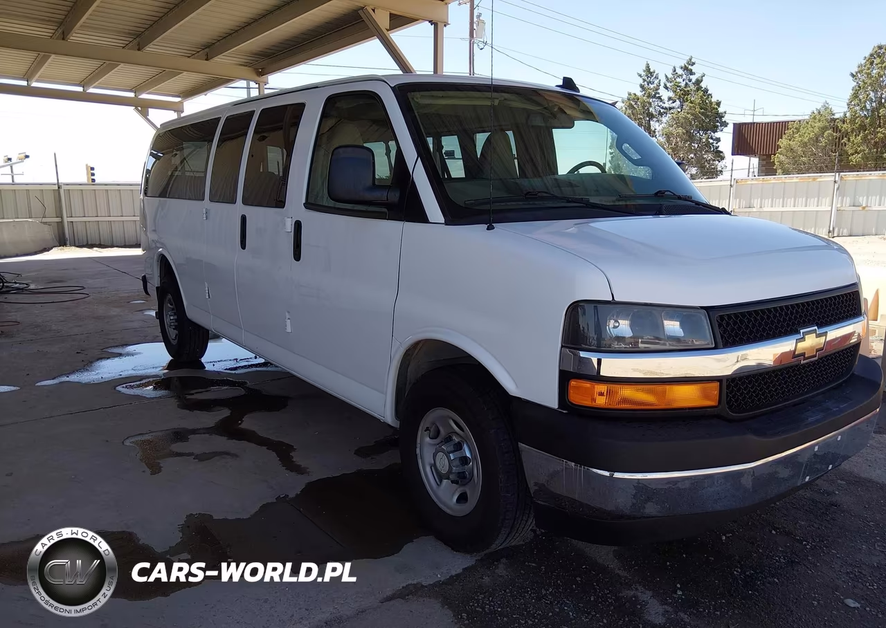 2017 Chevrolet Express 3500 Lt – zdjęcie 1 z 16