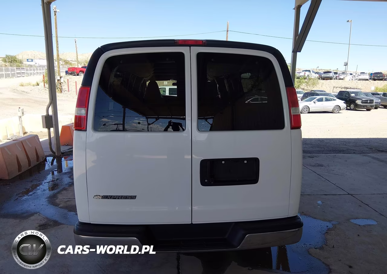 2017 Chevrolet Express 3500 Lt VIN:1GAZGPFG4H1267155 - 16