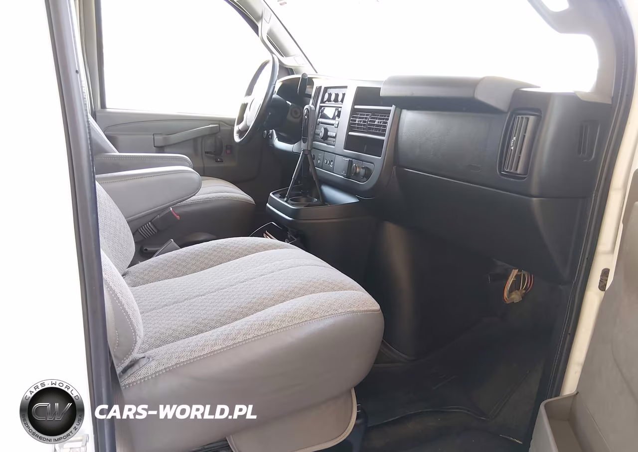 2017 Chevrolet Express 3500 Lt VIN:1GAZGPFG4H1267155 - 5